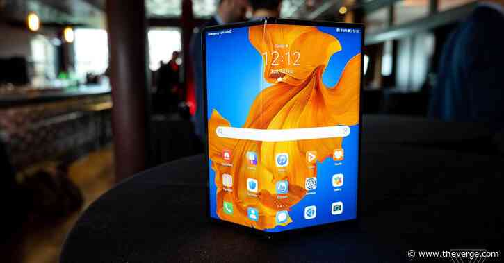 Huawei announces the Mate XS foldable with a more durable display and faster processor