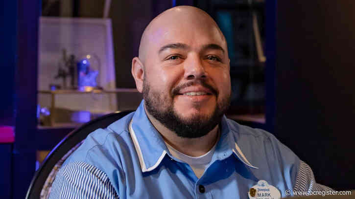 How one man lost 150 pounds at Disneyland eating corn dogs and turkey legs