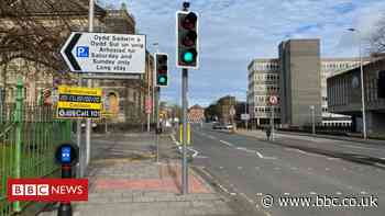 Llanelli crash: Pedestrian dies after being hit by car