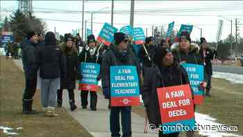 Elementary teachers' union puts rotating strikes on hold for two weeks