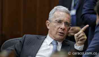 Según Uribe, parques nacionales en poder de guerrilla son culpa de Santos - Caracol Radio