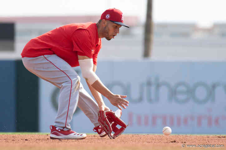Angels’ Andrelton Simmons tries to bounce back in the final year of his contract