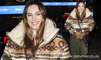 Kelly Brook steps out in stylish quilted jacket and an £800 Gucci handbag