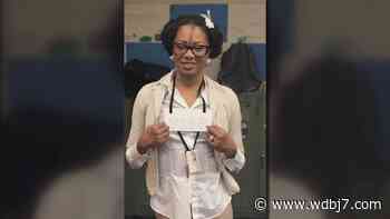 Roanoke teacher dresses as notable figures every day for Black History Month - WDBJ7