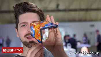 Huawei Mate XS: Hands-on with the folding phone