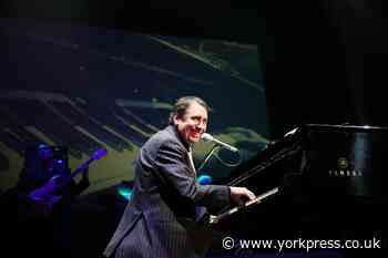 Jools Holland to play York Barbican