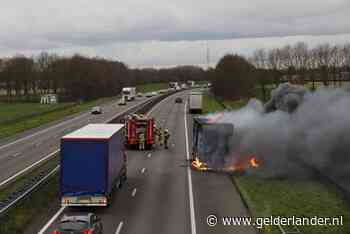 A73 toch weer op slot voor berging van afgebrande aanhanger van vrachtwagen