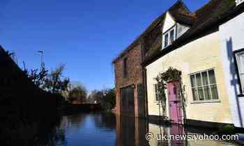 Building new homes on land prone to flooding 'making damage worse'
