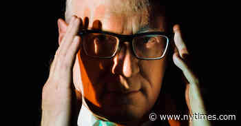 Tracy Letts Can’t Fight With His Playwright