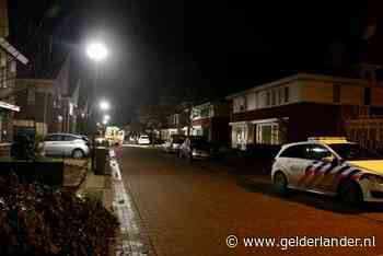 Gewonde bij woningoverval in Boxmeer; politie zet omgeving af