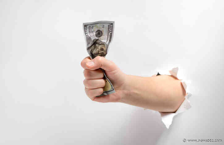 Bitcoin Bounces Off Buy Zone, Accurate Crypto Analyst Says Its Time to Hold