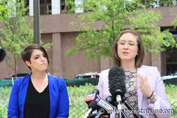 Texas teacher who was penalized for being gay wins $100,000 in settlement - The Texas Tribune