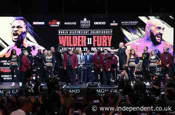 Wilder vs Fury: Boxing fans in Las Vegas weigh in on possible heavyweight bout between Trump and Sanders