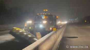 Toronto told to brace for slow, messy commute on Thursday after major snowfall - CBC.ca