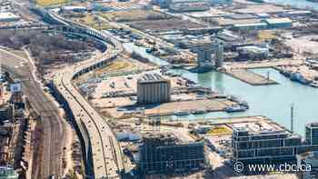 Alphabet faces new questions over data privacy for proposed Toronto smart city project