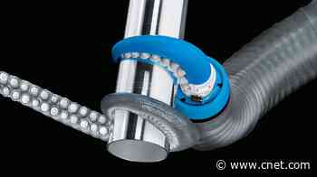 Watch Harvard's wild octopus-inspired tentacle robot grab a live crab     - CNET