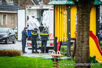 Familiedrama Everdingen: buurt geschokt door dood van politieagent René (43) en kapster Willeke (40)