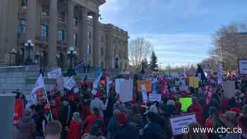 Thousands join budget-cut protest outside Alberta legislature