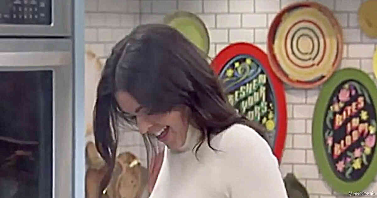 Pregnant Food Network Star Katie Lee Surprises Her The Kitchen CoHosts