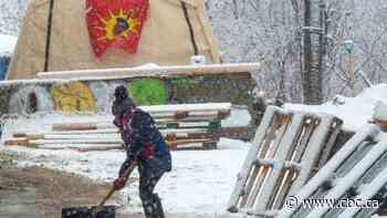 Mohawk leaders blast Legault's 'disrespect for minorities' as premier refuses to apologize for AK-47 claims