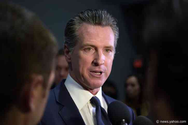 California monitors more than 8,000 people for coronavirus