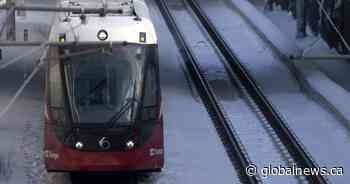 OC Transpo beefs up bus service as Ottawa LRT suffers major train shortage Thursday - Global News