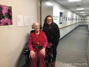 State of the Arts: At 87, Cleveland Poet Writes About the Beauty of Aging - WKSU News