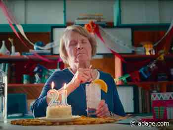 Ryan Reynolds' Aviation Gin gives a Leap Day '21-year-old' her first legal drink