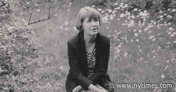 Lisel Mueller, Pulitzer-Winning Poet, Dies at 96