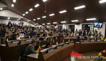 Con energizantes fueron recibidos los funcionarios de la Alcaldía - Caracol Radio