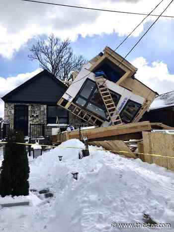 West-end Toronto home under construction collapses - Toronto Star