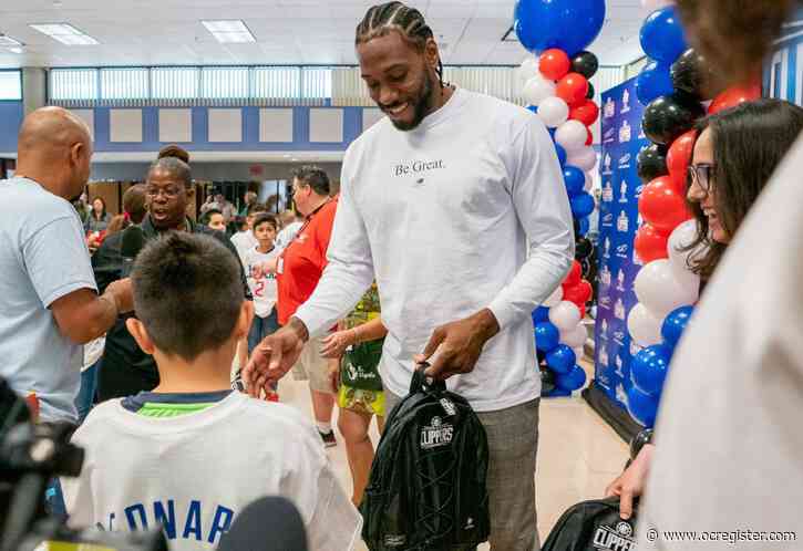 Clippers’ ‘Kawhi It’ campaign asks fans to give away giveaway backpacks