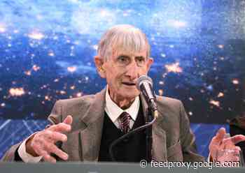Freeman Dyson, famed physicist and creative force, dies at 96     - CNET