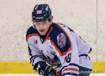 Savard’s three assists lead Thunderbirds to 30th victory