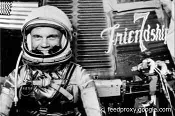 First Food in Space: Toothpaste Tubes of Applesauce and Beef