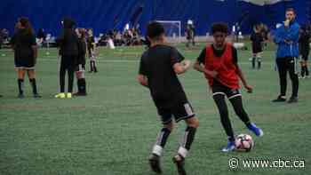 Edmonton student soccer program aims to build strong players, 'good human beings' - CBC.ca