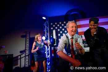 Tom Steyer: Billionaire Democrat dances to ‘Back That Azz Up’ on stage with rapper in embarrassing rally stunt