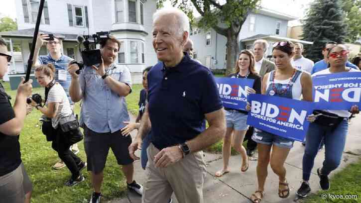 Biden wins South Carolina, hopes for Super Tuesday momentum