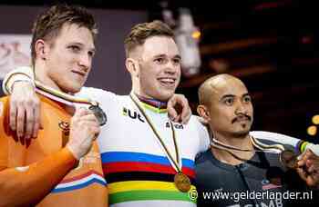 Lavreysen na derde WK-goud: ‘Dit is niet te bevatten’