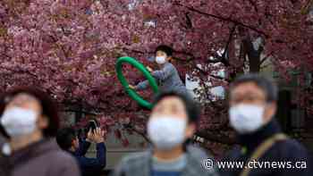 Stop buying face masks; they're not effective: U.S. surgeon general