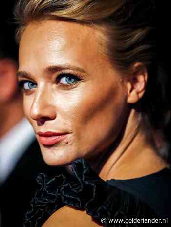 De gebroken arm en nek van Jennifer, Jan lost zijn burn-out op