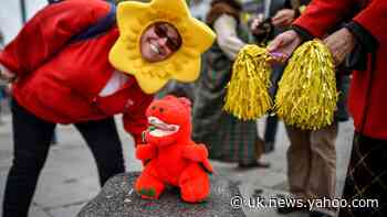 In Pictures: Cardiff awash with daffodils and dragons on St David’s Day