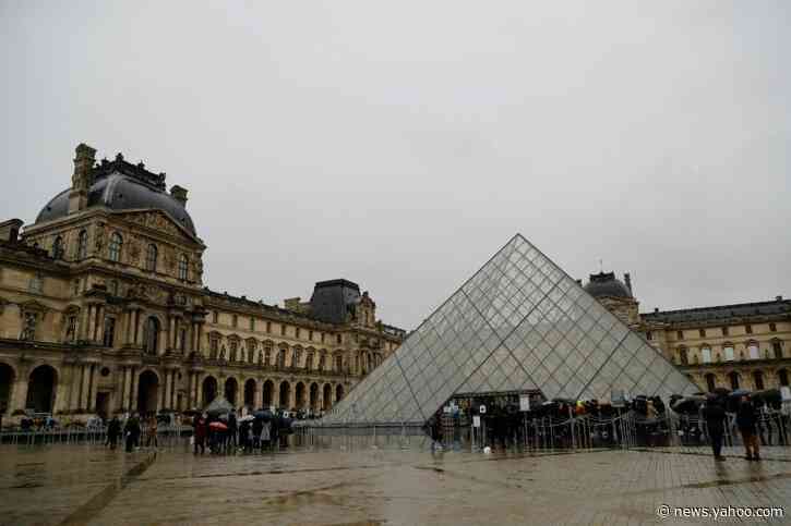 France closes Louvre as virus cases mount in Europe