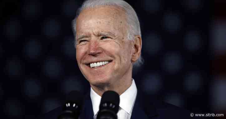 Biden, Sanders claim momentum heading into Super Tuesday