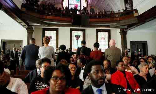 People turn backs on Mike Bloomberg at Bloody Sunday church service in Selma