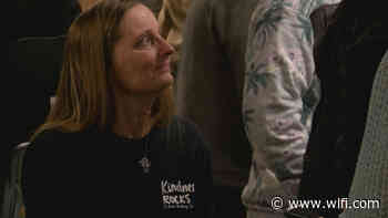 Hundreds gather to support LSC teacher Angie Houston - wlfi.com