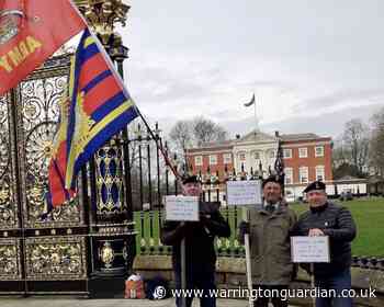 Protest at Town Hall in support of Dennis Hutchings