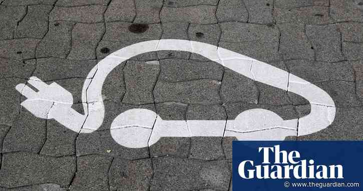 Hybrid carmakers accused of 'con' over zero-emissions claims