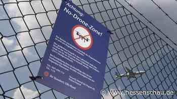 Flugbetrieb in Frankfurt nach Stopp wegen Drohne wieder aufgenommen - hessenschau.de