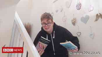 Callum Manning: Online surge of support for bullied book lover